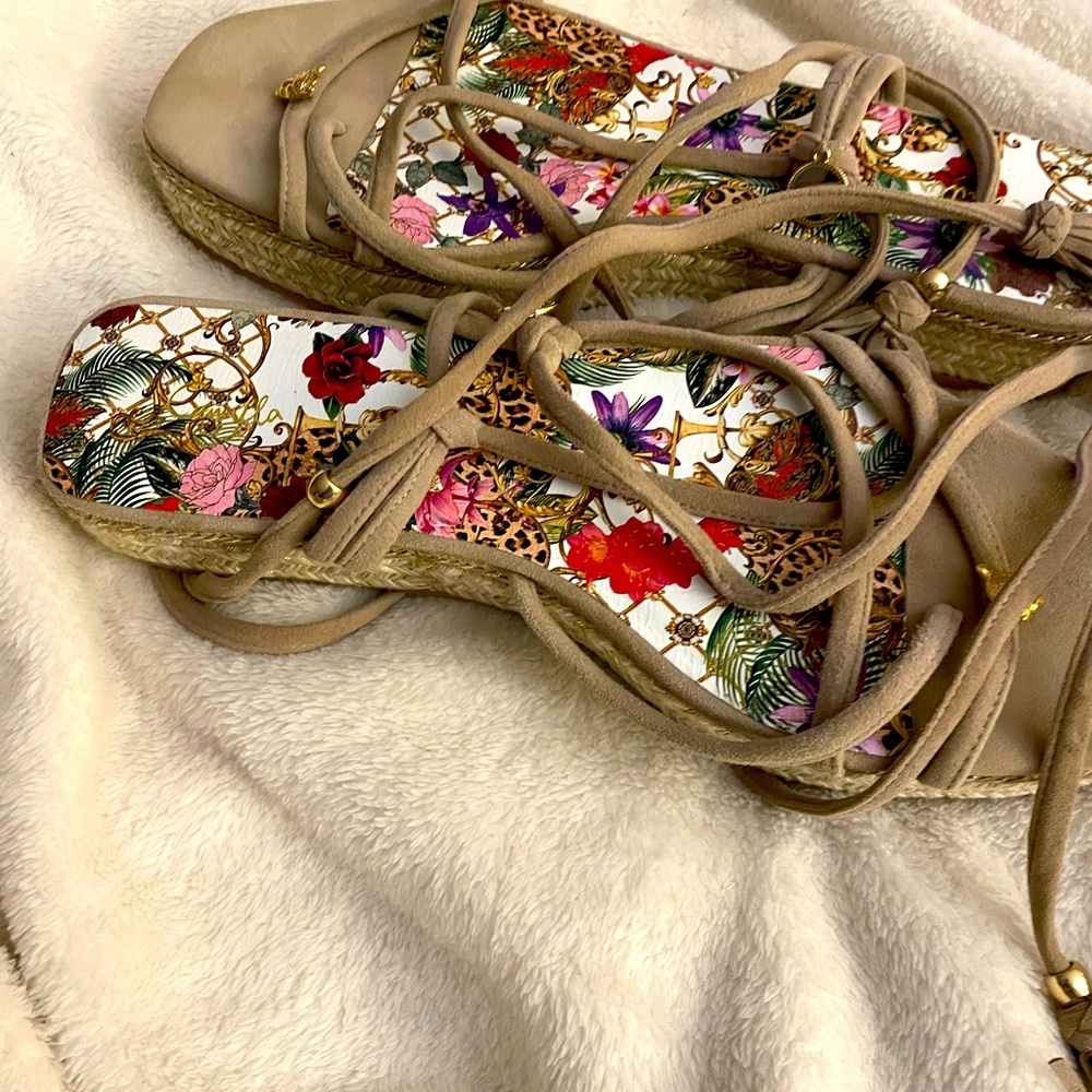 Designer Camilla Gladiator sandals W11